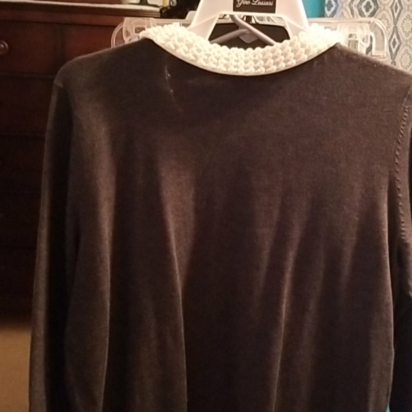 Sweater - Picture 3 of 3